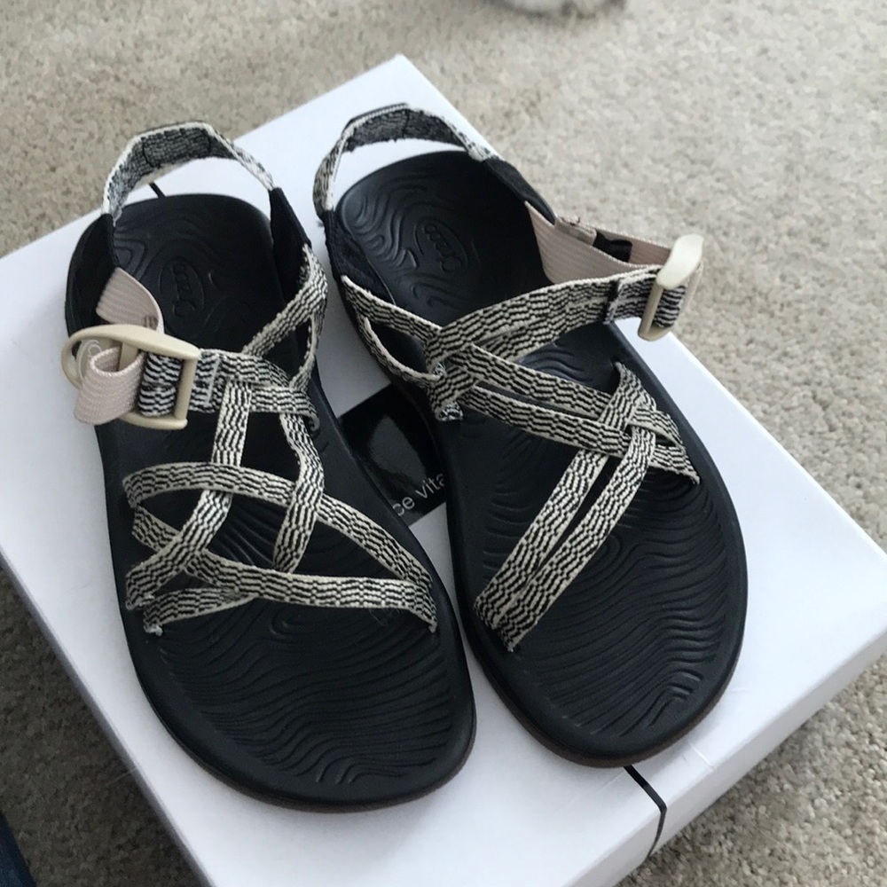 ✨🌿BRAND NEW Women’s Chacos Sz 6 🌿✨